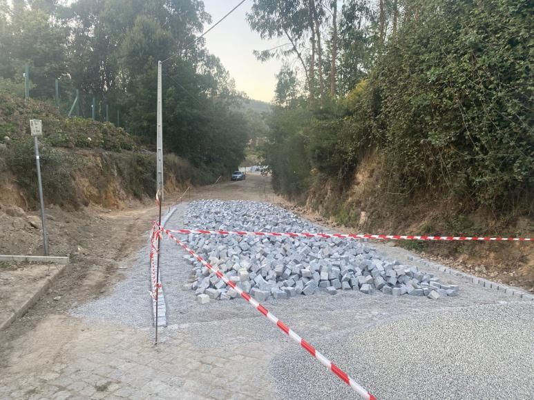 Pavimentação da Rua de São Tiago